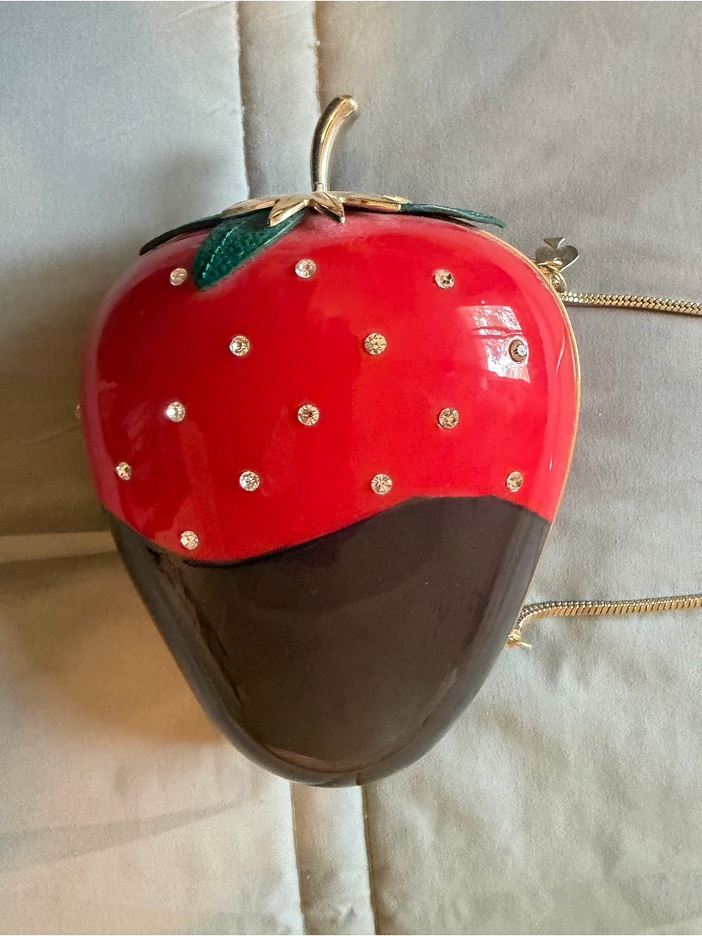 Strawberry-Shaped Rhinestone Accent Crossbody Bag - Red, Brown, Green